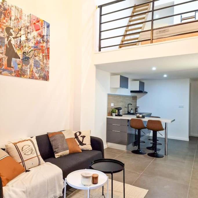 L'Atelier C Magnifique Loft Avec Terrasse Privee Daire Saint-Etienne  Dış mekan fotoğraf